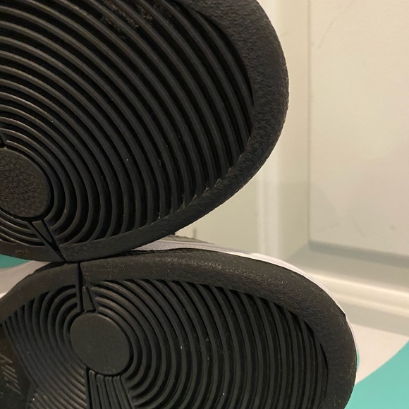 Used Nike Tiffany SB Dunk High size 9.5 - Picture 7 of 8